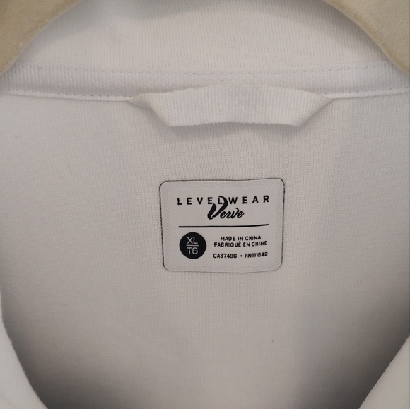 Level Wear Verve XL Full Zip Insulated Vest - Picture 2 of 5